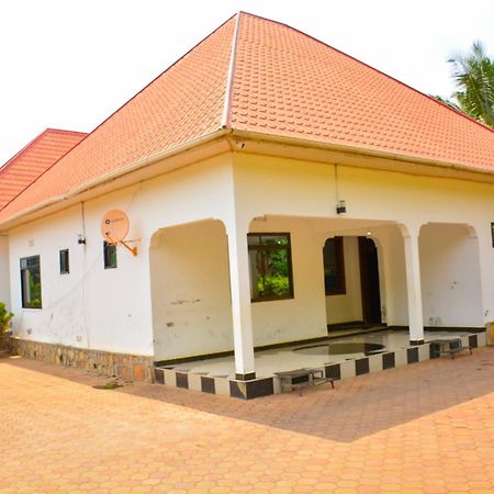 Parkbridge Resort Mto wa Mbu Extérieur photo